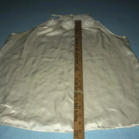 UNBRANDED satin/silk beautiful rosettes embellished spaghetti strap tank size M - Picture 5 of 6